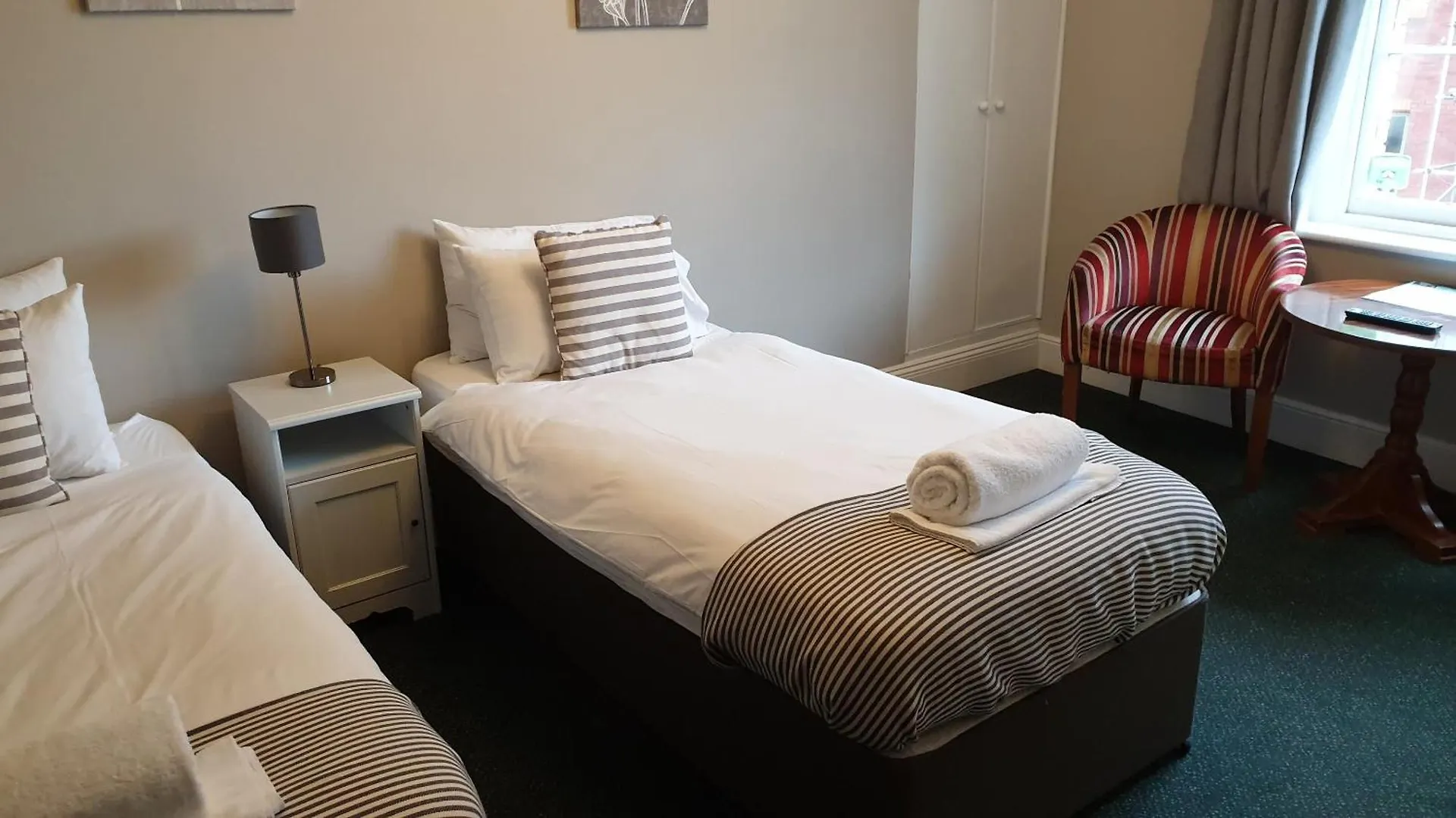 The Grapes Pub Hotel Southampton 3*,