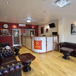 *** Hotell Lucky 8 Storbritannien